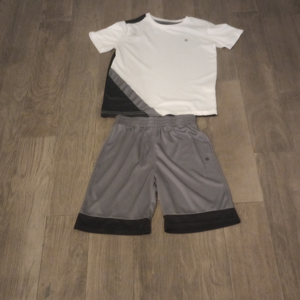 RBX Kids Matching Set in White and Gray